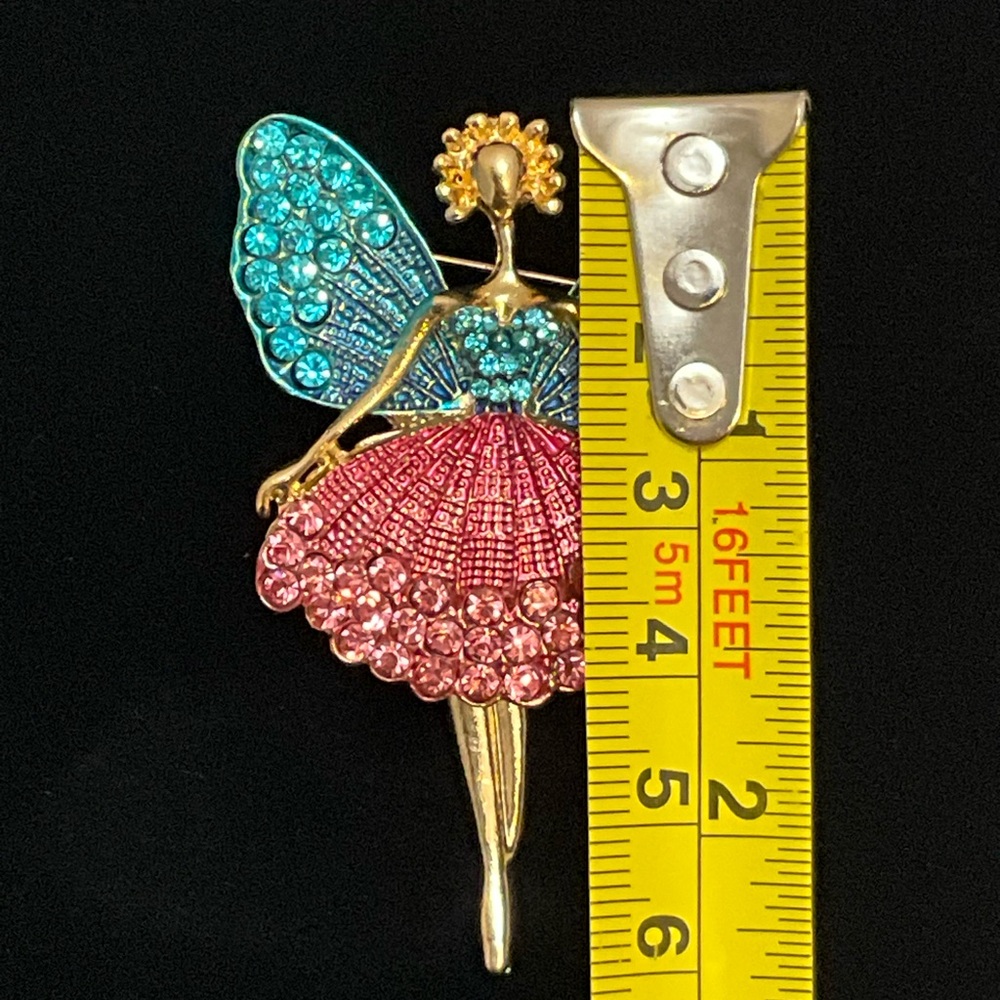 Retro Ballet Girl Brooch, Dancing Character Enamel Pin - Picture 4 of 5
